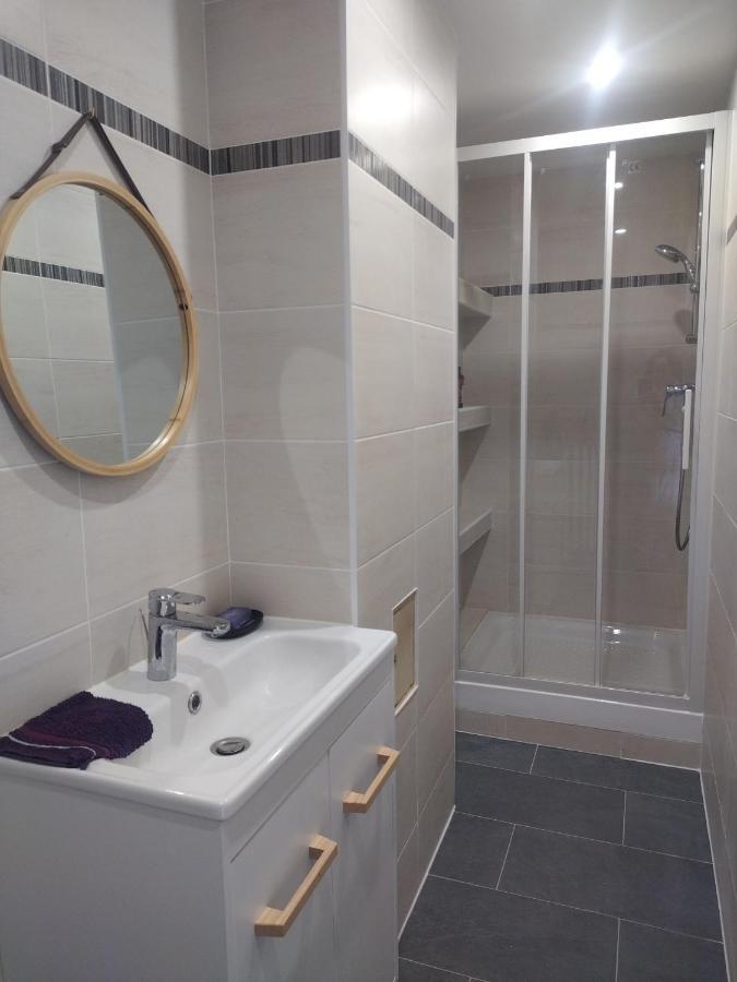Chambre Au Manoir De L'Onde, Au Bord De L'Yonne, Pres De Sens Villeperrot Екстериор снимка
